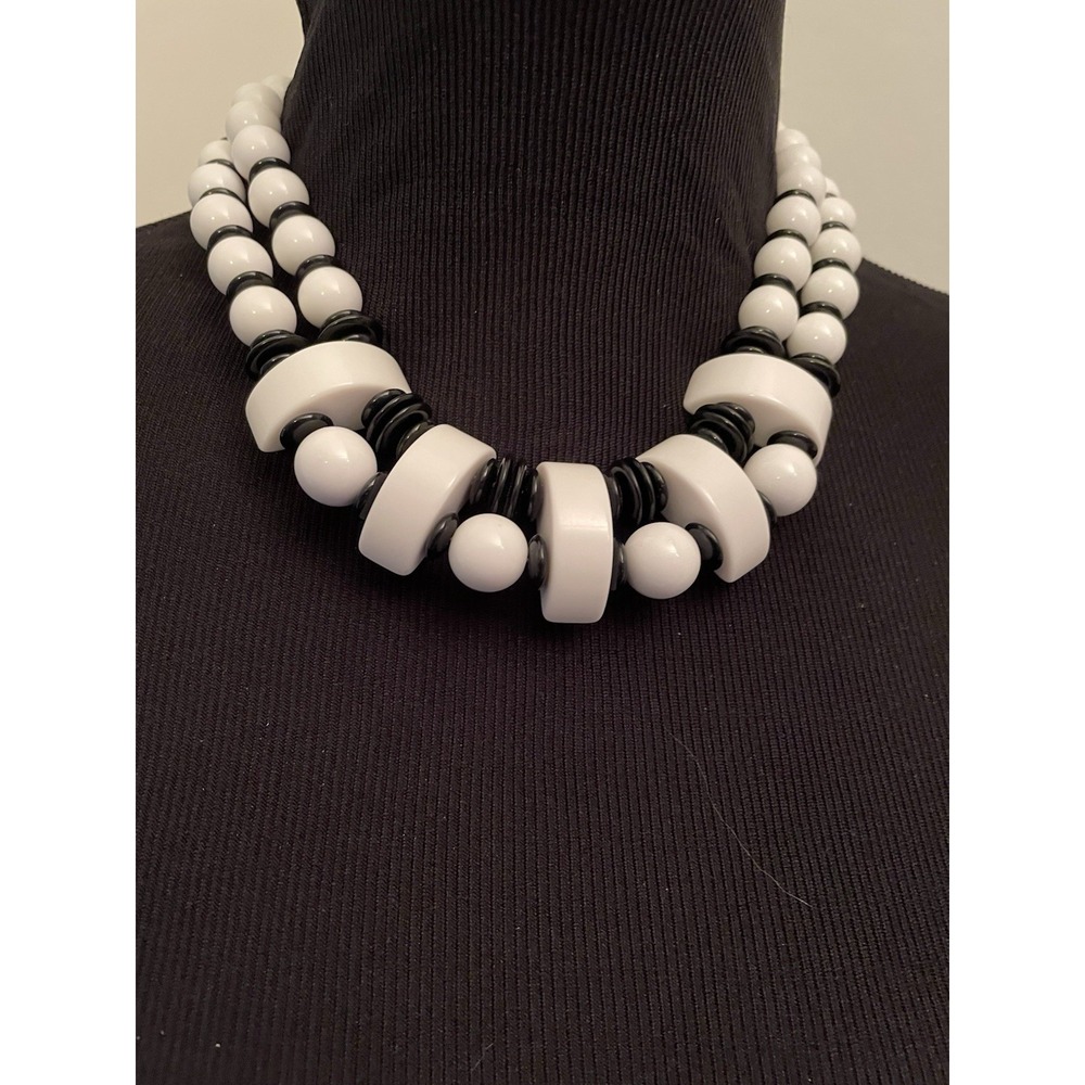 Monet Signed Black White Chunky Beads Vtg 1980s Necklace Acrylic Gold Tone Clasp